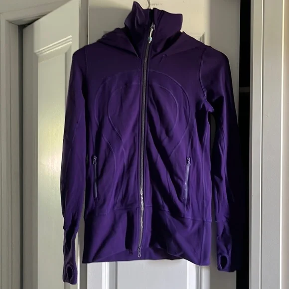 Lululemon In Stride Jacket Purple - Picture 1 of 9